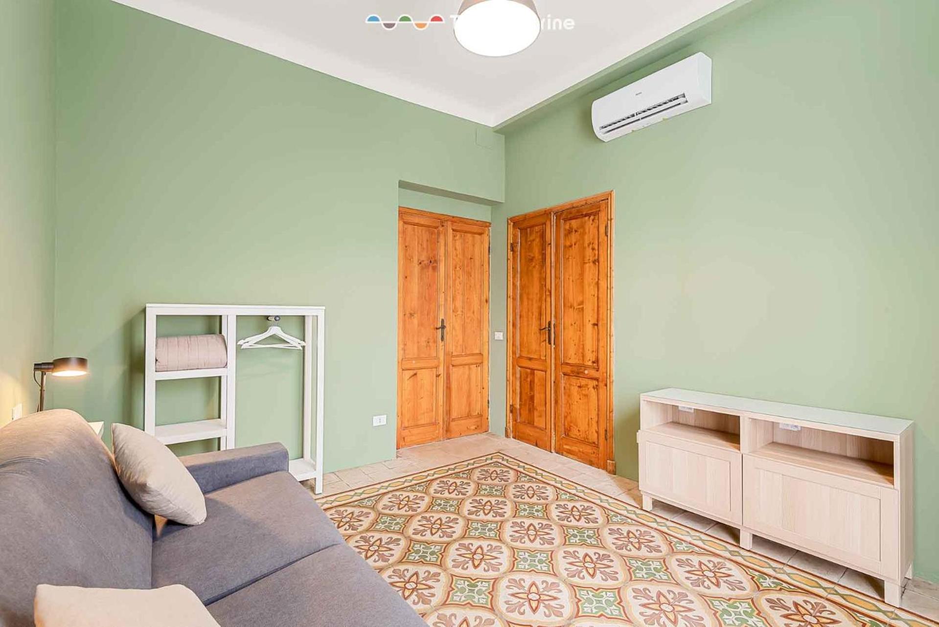 Bed & Breakfast Vicci 57, Terre Marine