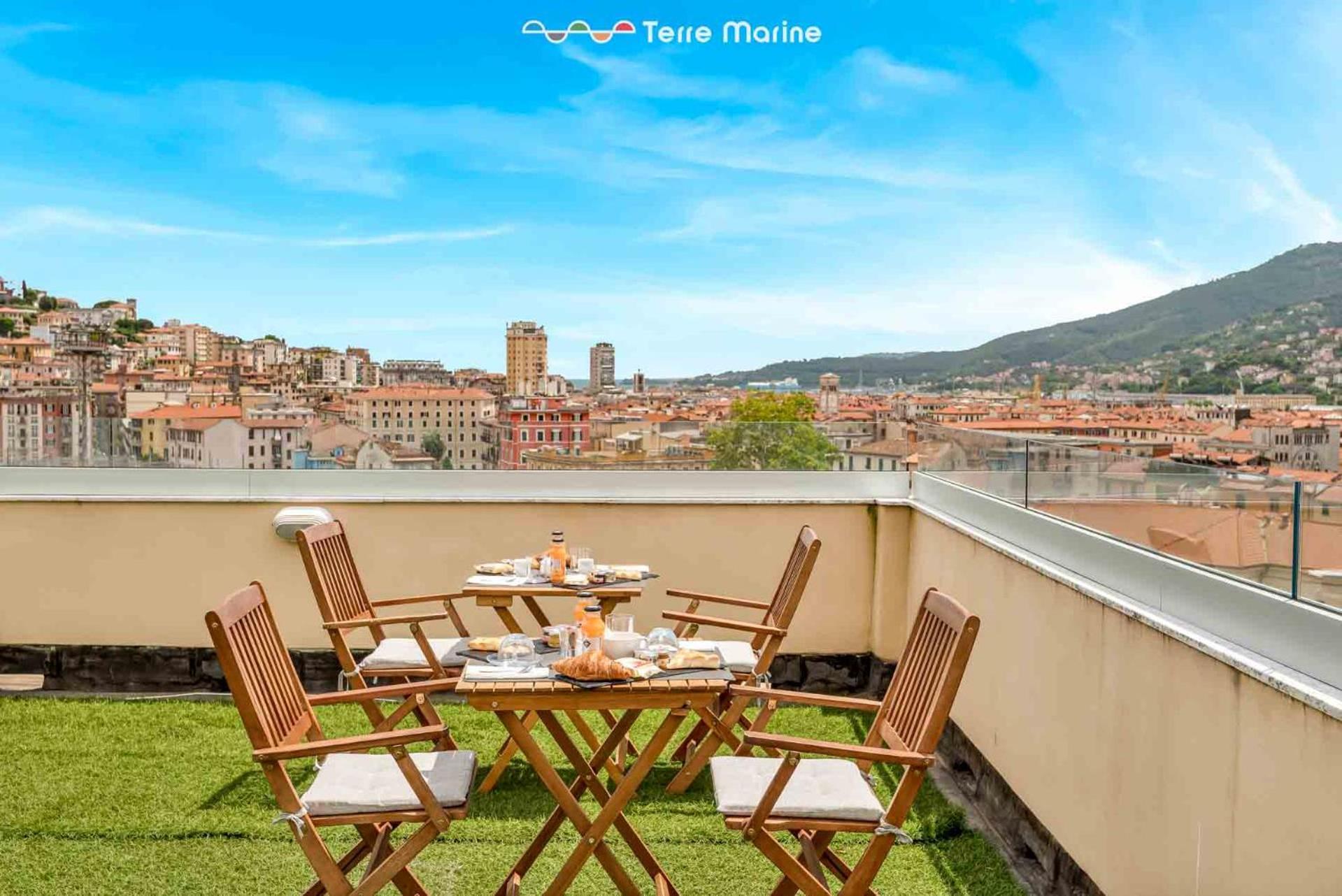 Bed & Breakfast Vicci 57, Terre Marine *